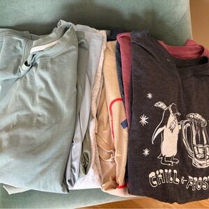 Mens Bundle of 11 short and long sleeve shirts. Multiple brands.